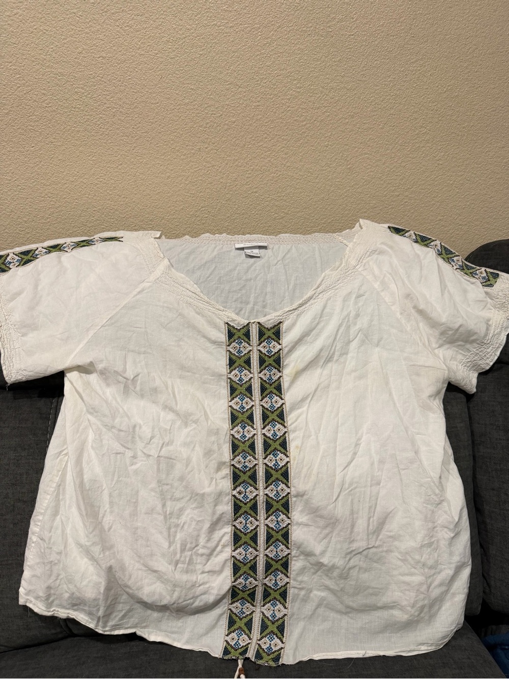 dressbarn White Peasant Blouse with Green and Blue Embroidery
